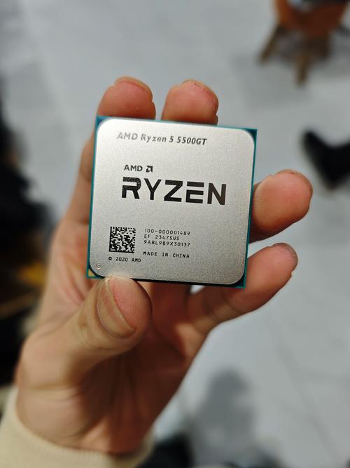 锐龙r53500u相当于i几
