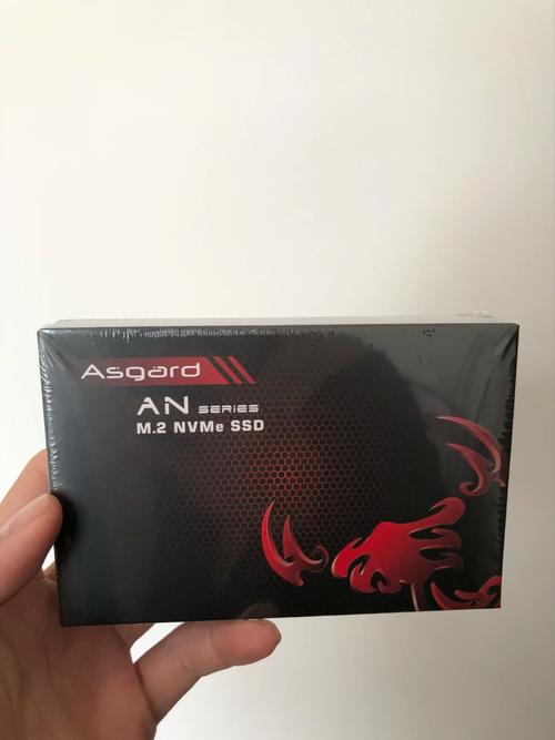 光威和阿斯加特哪个固态硬盘好