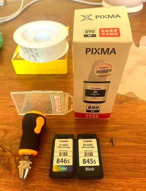 如何给佳能mg2580打印机使用再生墨盒进行加墨?