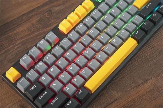 办公室用红轴机械键盘,你们觉得吵么?