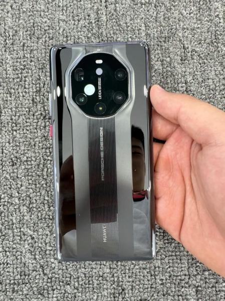 华为mate40保时捷有几个版本